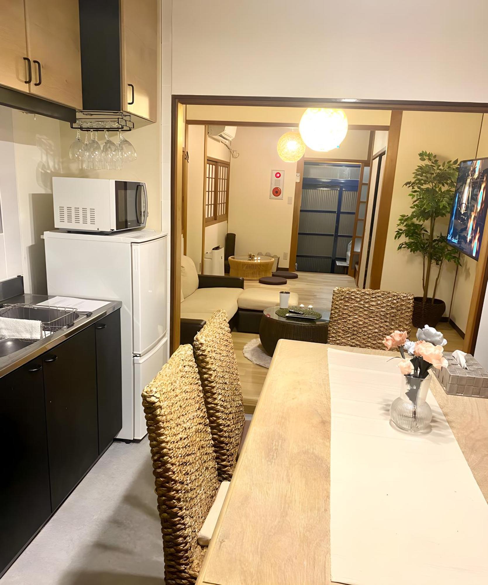 Yaino Teras: Cozy Home Near Tenjinbashisuji 6-chome Station Osaka Exterior photo